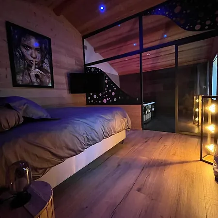 Les Fermes De Manat Romantique Avec Piscine Balneo Et Sauna